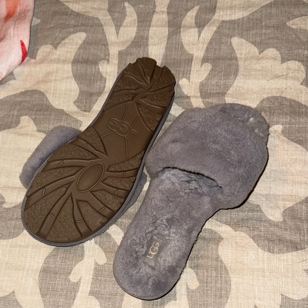 UGG Women's Charcoal Plush Slippers - Picture 2 of 3